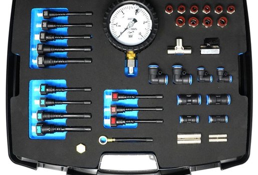 ANALOGUE PRESSURE TESTER FOR ADBLUE, FUEL AND COOLING SYSTEMS - 1
